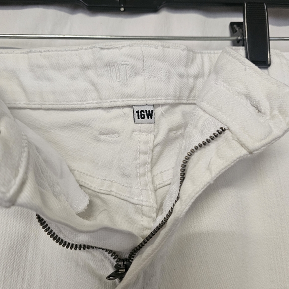 Kut from the Kloth Jeans, White, 16W - Picture 5 of 6